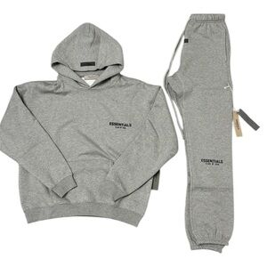 Essentials fear of god hoodie & jogger set
